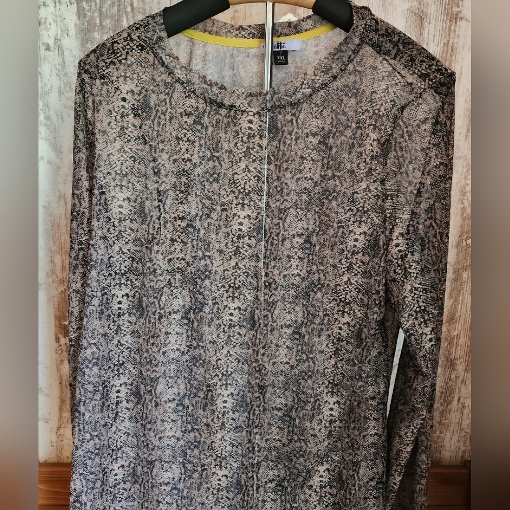 Vylette Snakeskin Pattern Long Sleeve Mesh Top XXL Snake Skin Design Like New